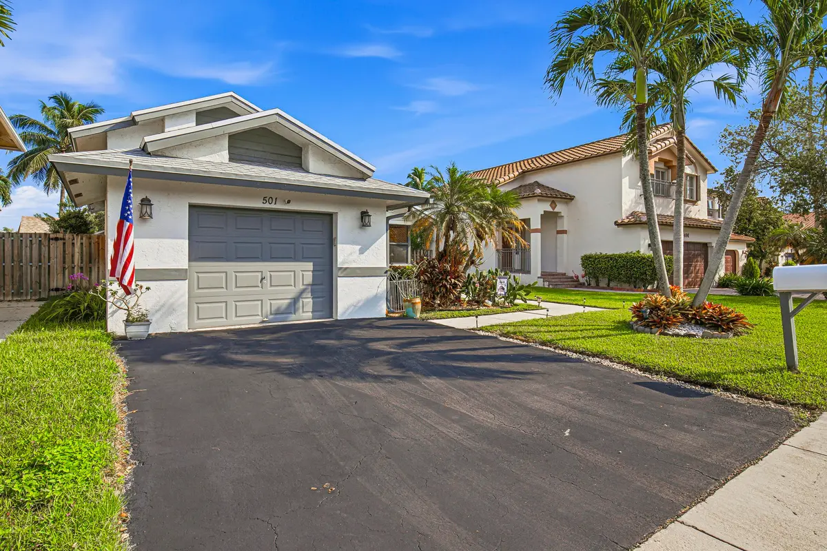 Front Home-B at 501 Lakeside Circle, Sunrise