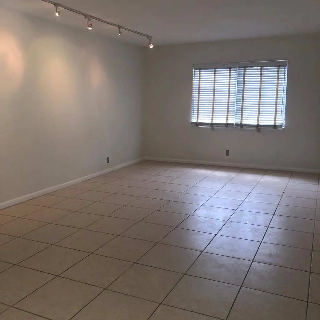 Photo 7 at 2426 SE 17TH Causeway 205A, Fort Lauderdale