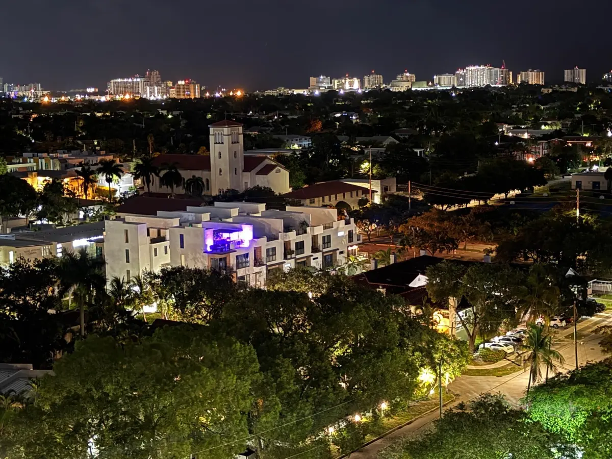 101f58d6-2b9b-459e-a65a-502f64a91118 at 100 N FEDERAL Highway 1416, Fort Lauderdale