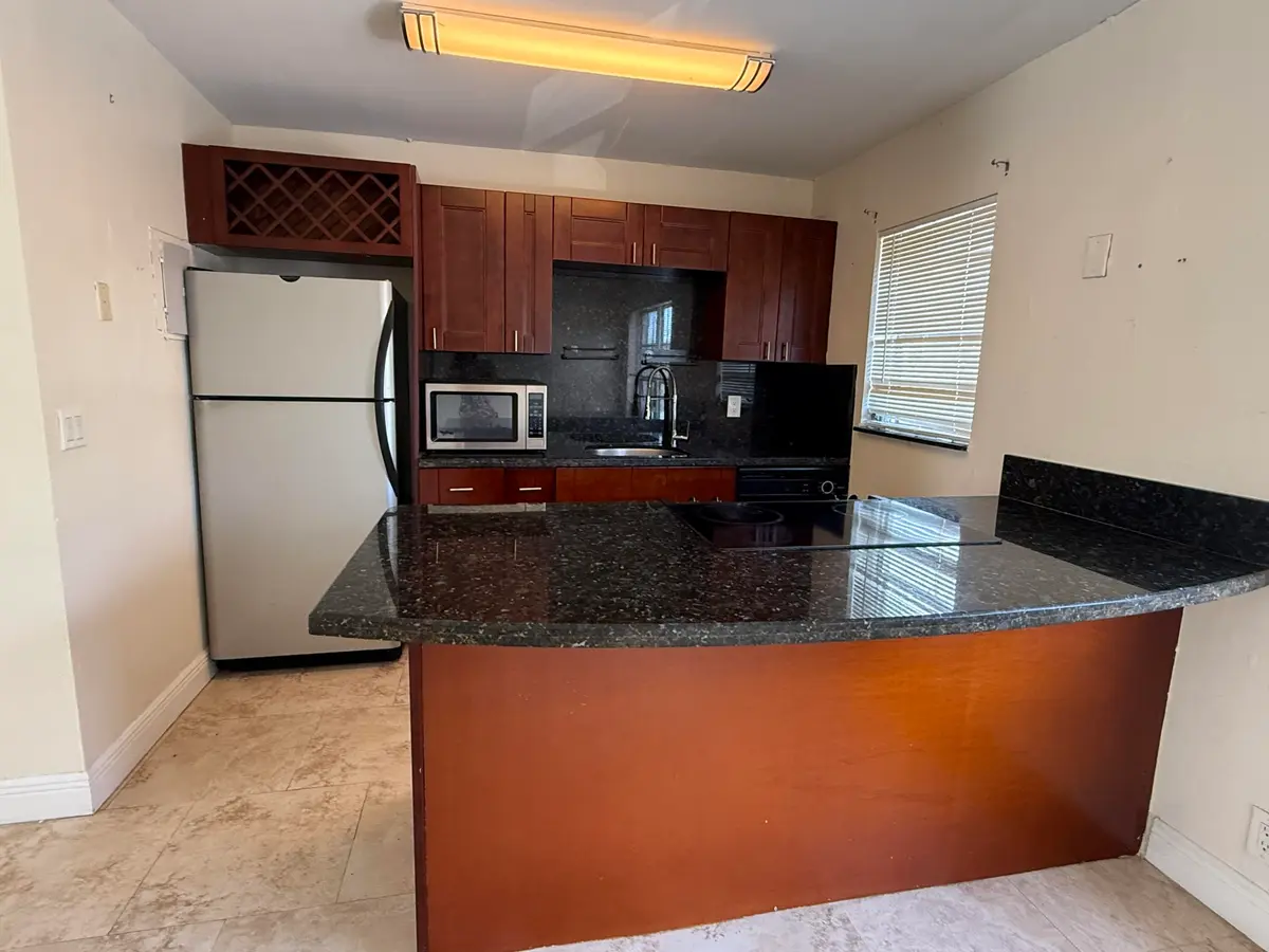 condo4 at 1100 NE 9TH Avenue 202, Fort Lauderdale