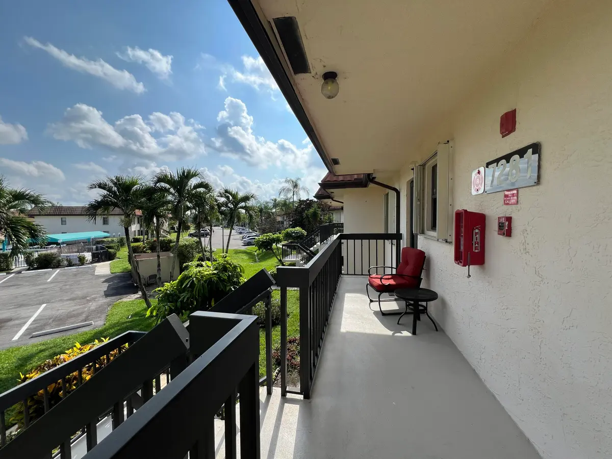 Covered Porch at 7281 Golf Colony Court 203, Lake Worth
