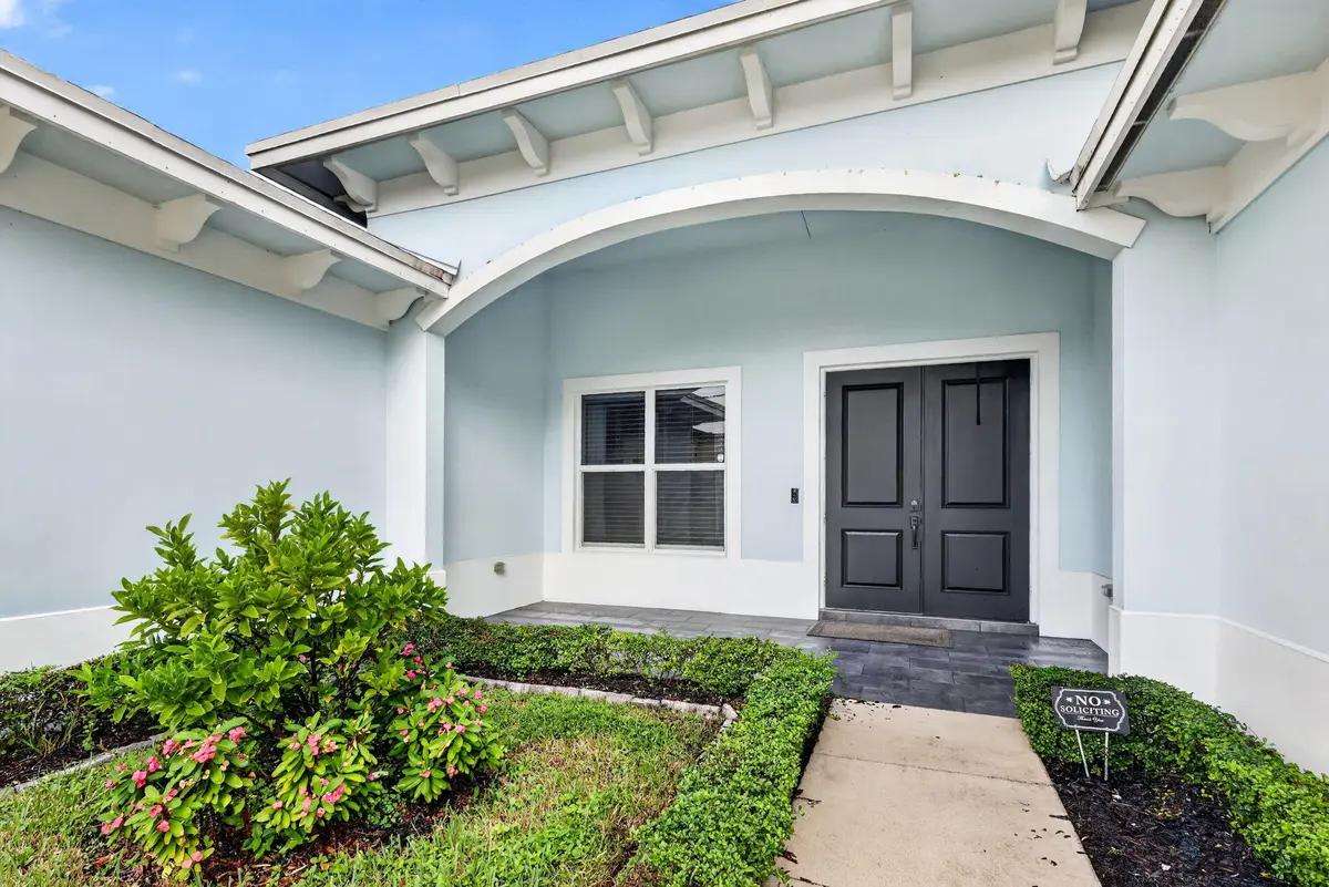 stylish archetecture at 2865 SW Rosser Boulevard, Port St. Lucie