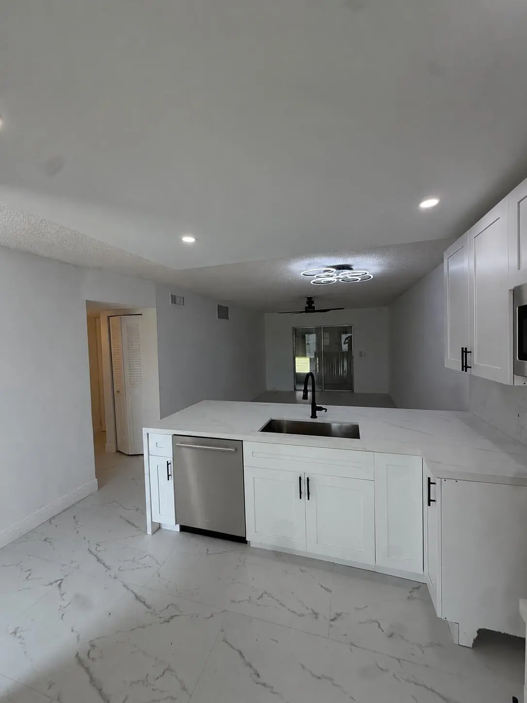 IMG_4511 at 2161 NE 1ST Court 105, Boynton Beach