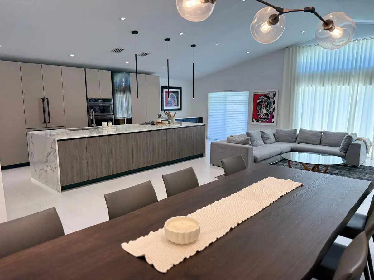 nine at 3380 SW 50TH Street, Hollywood