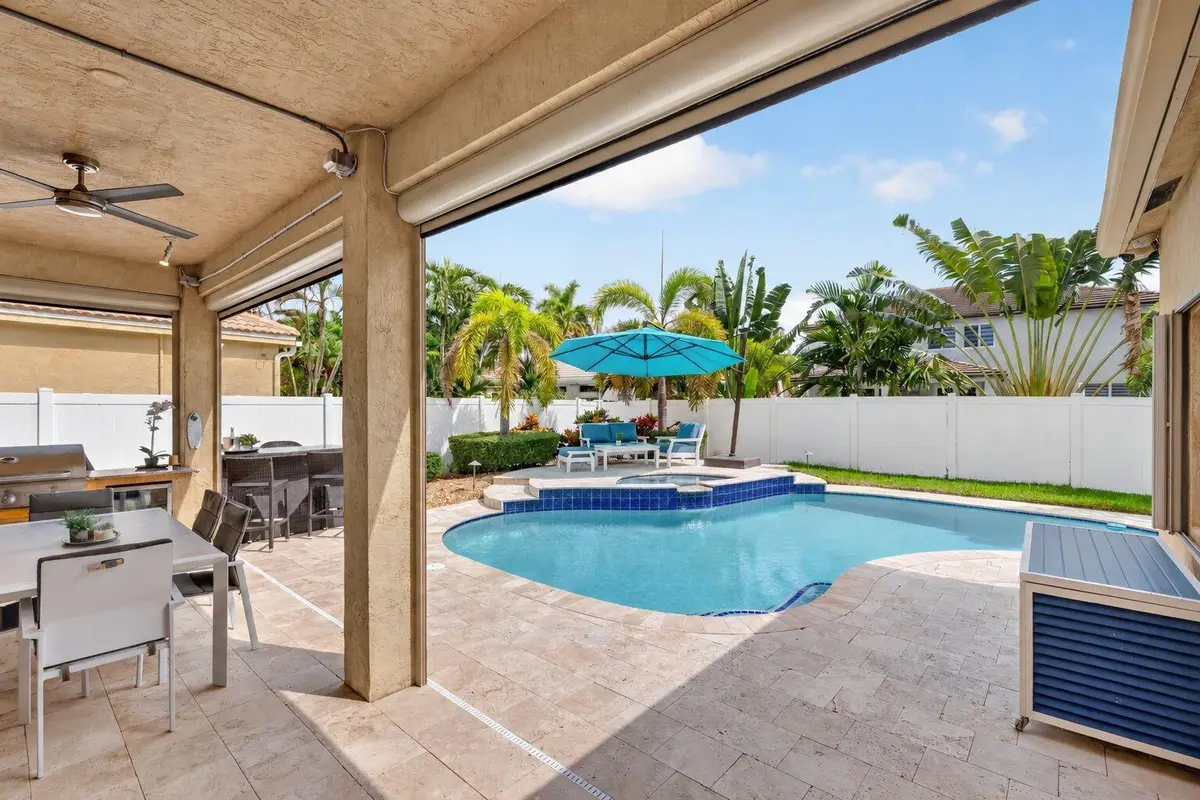 43-web-or-mls-42-print-8I8A8890 at 1242 Meadows Boulevard, Weston