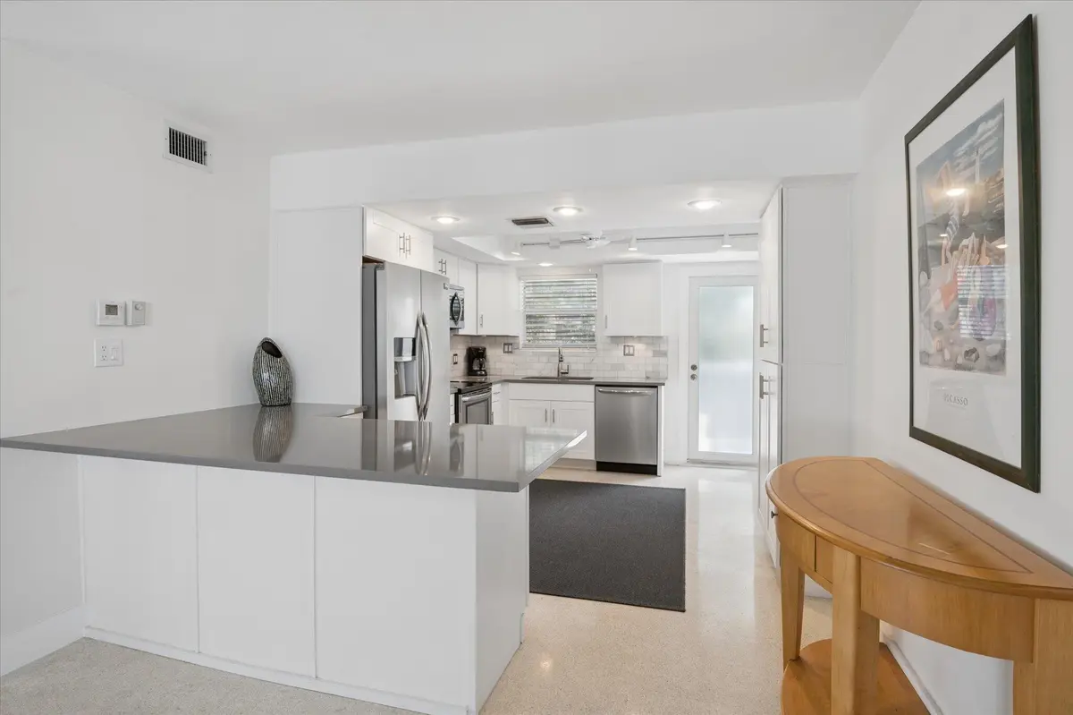 06-Carbonara-609 Bayshore Dr #6-6 at 609 BAYSHORE Drive 6, Fort Lauderdale