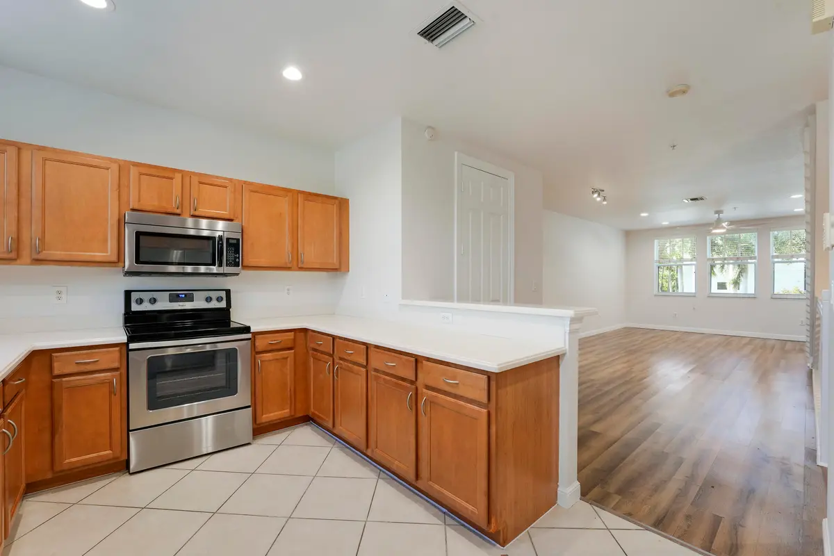 kitchen and living room at 430 AMADOR Lane 6, West Palm Beach