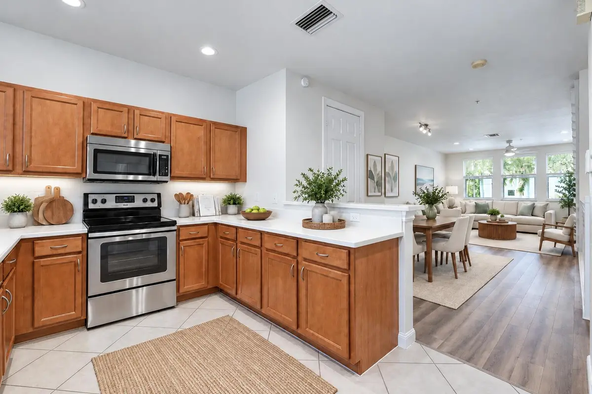 kitchen and living room at 430 AMADOR Lane 6, West Palm Beach