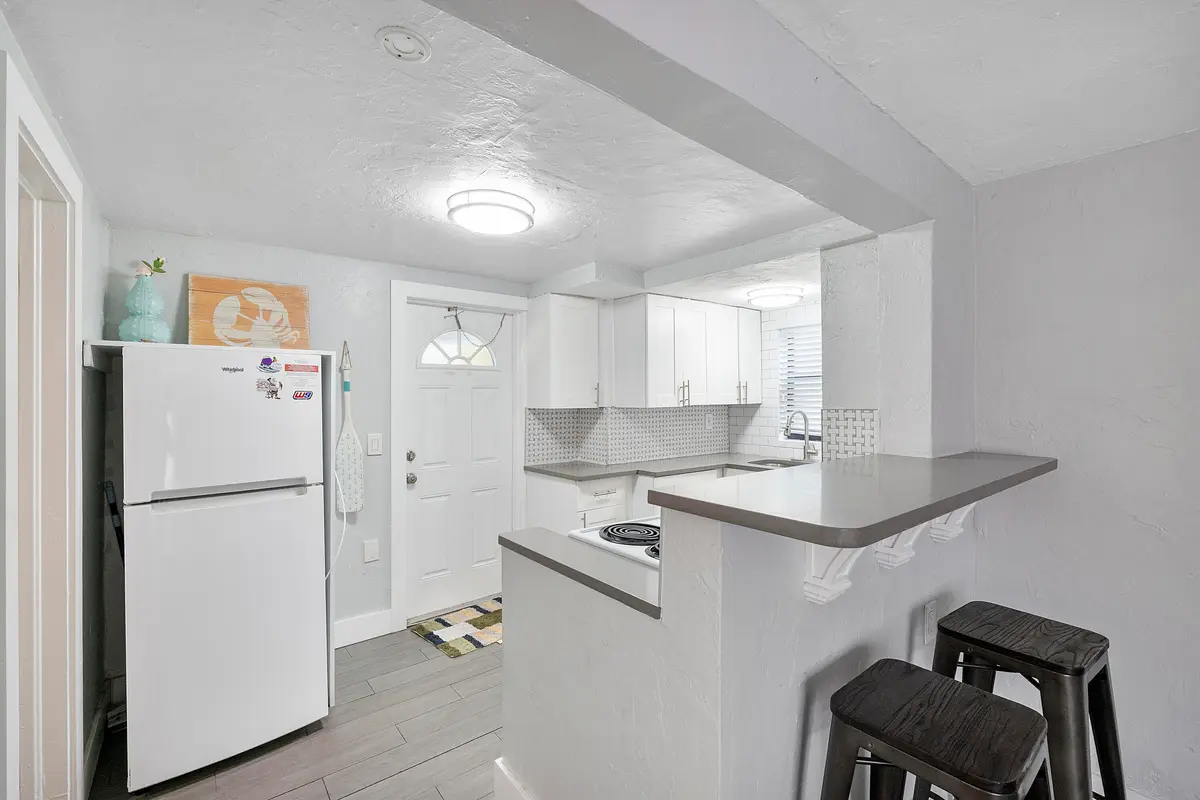 551 SW 13th Ave #3 3 at 551 SW 13th Avenue 3, Fort Lauderdale