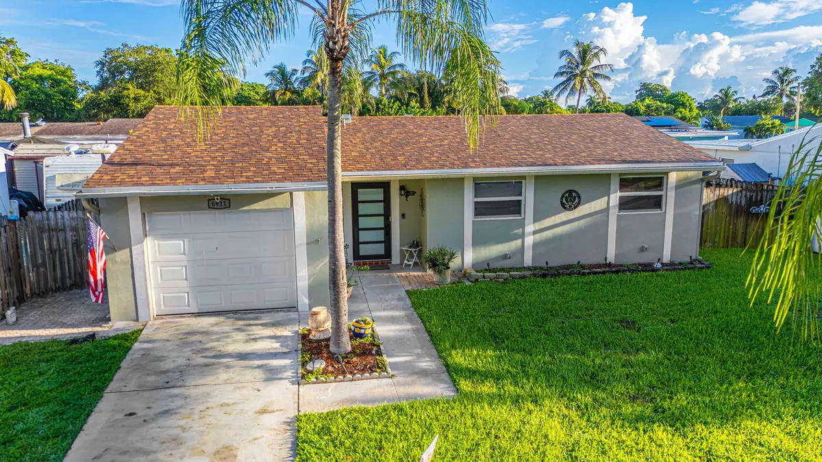 MLS-3 at 6911 SW 1ST Court, Margate