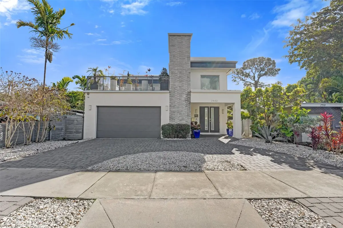 Photo 2 at 2502 NE 6TH Avenue, Wilton Manors