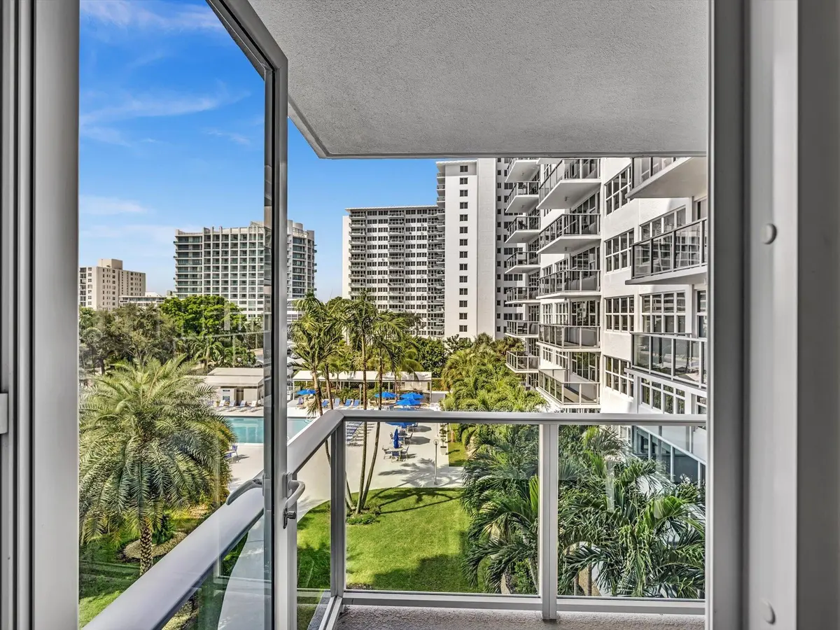 Glass Balcony at 3333 NE 34TH Street 418, Fort Lauderdale