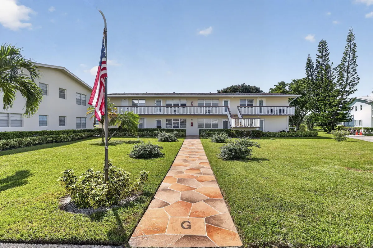135 Somerset G, West Palm Beach, FL – photo 2