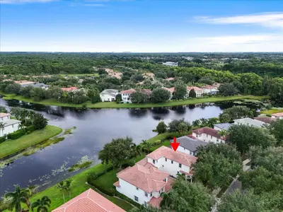 651 Castle Drive, Palm Beach Gardens – Single Family Residence for sale