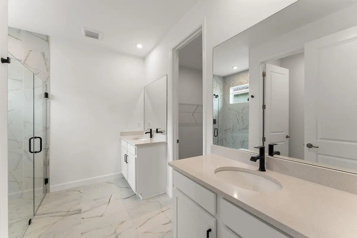 US_SEF_BRIAR_LOT 127_OWNERS BATH at 13341 SW Bally Drive, Port St. Lucie