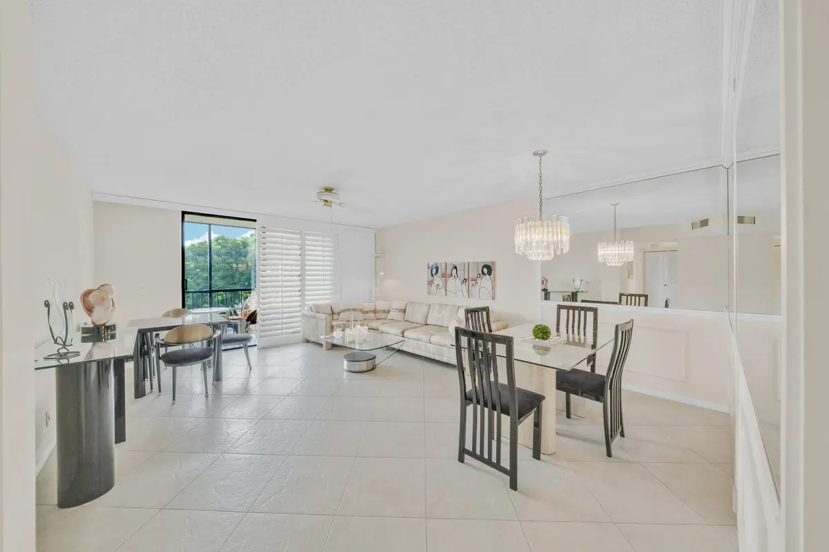 7 Living + Dining at 5280 LAS VERDES Circle 320, Delray Beach