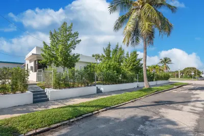 538 28TH Street 1, West Palm Beach – Apartment for rent