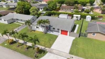 16820 SW 108TH Avenue, Miami – Single Family Residence for rent