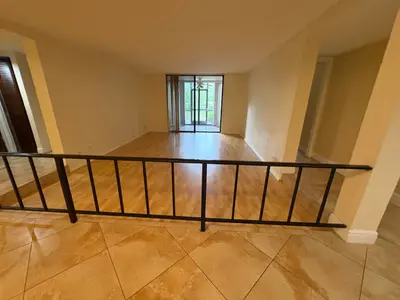 3730 INVERRARY Drive 1W, Lauderhill – Condominium for sale