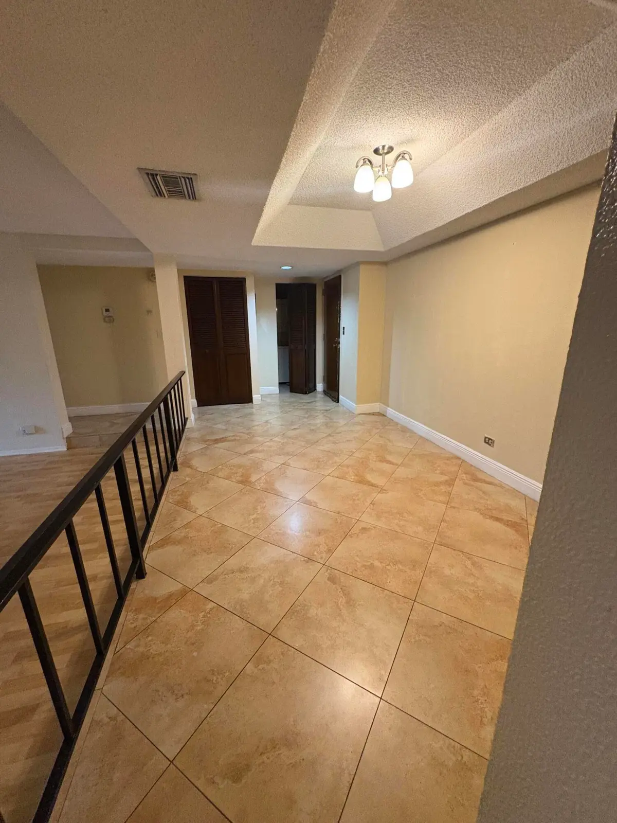 IMG_9492 at 3730 INVERRARY Drive 1W, Lauderhill