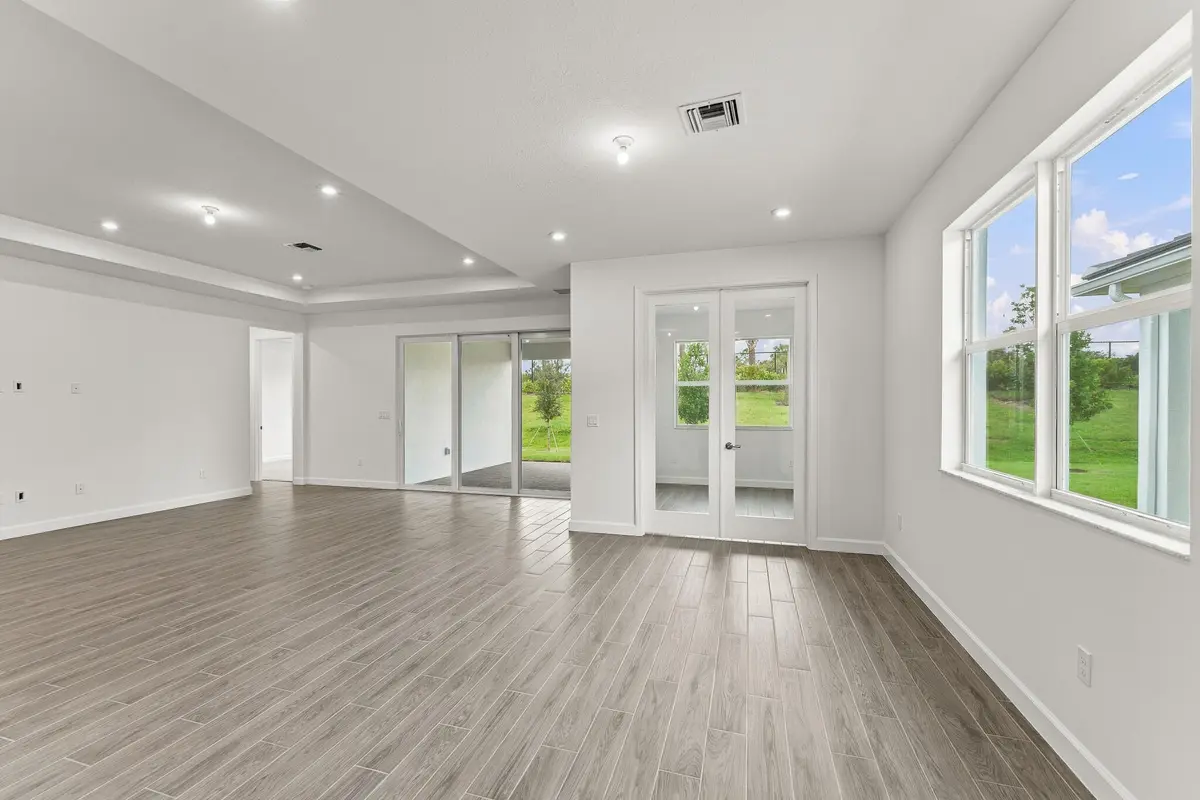 US_SEF_SAGE ELITE_LOT 235_DINING at 11968 SW Pantone Street, Port St. Lucie