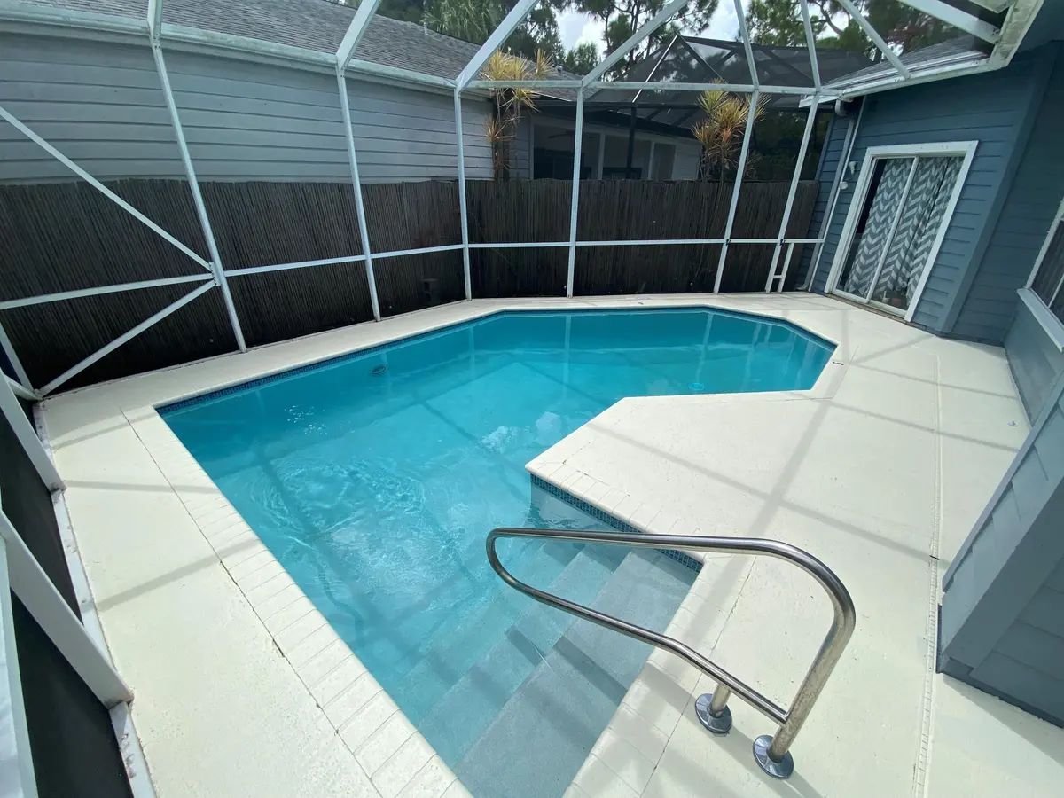963 Red Parrot Pool at 963 RED PARROT Lane, Wellington