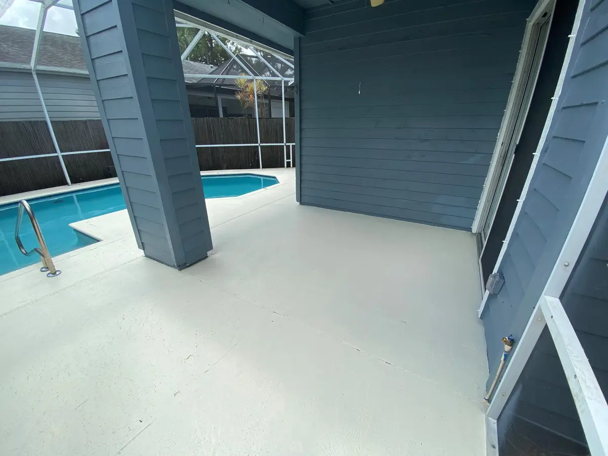 963 Rd Parrot Patio at 963 RED PARROT Lane, Wellington
