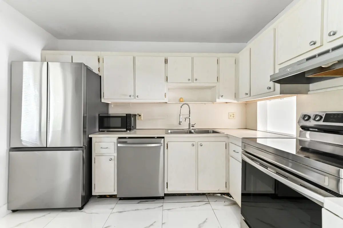 04 kitchen 01 at 4793 Esedra Court 307, Lake Worth