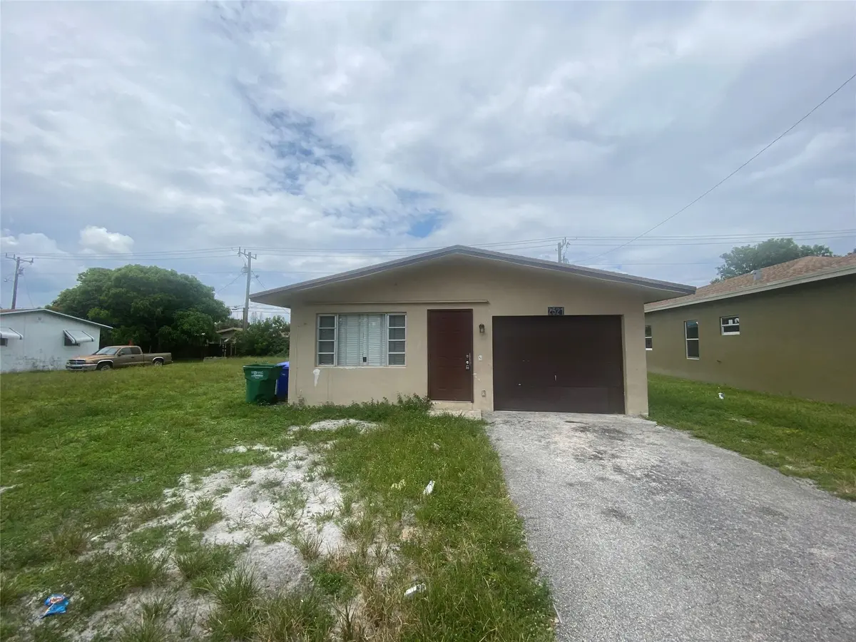 Photo 1 at 2521 NW 15TH Court, Fort Lauderdale