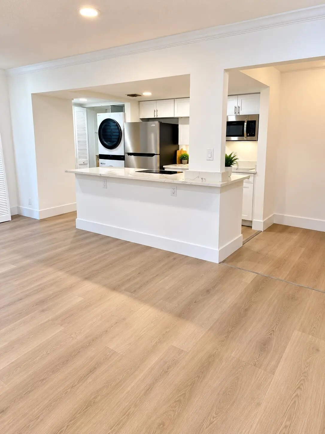 3F04D596-F6E6-46FA-9FC5-D6DBC76BE7B1 at 330 CYPRESS Drive, Lake Park
