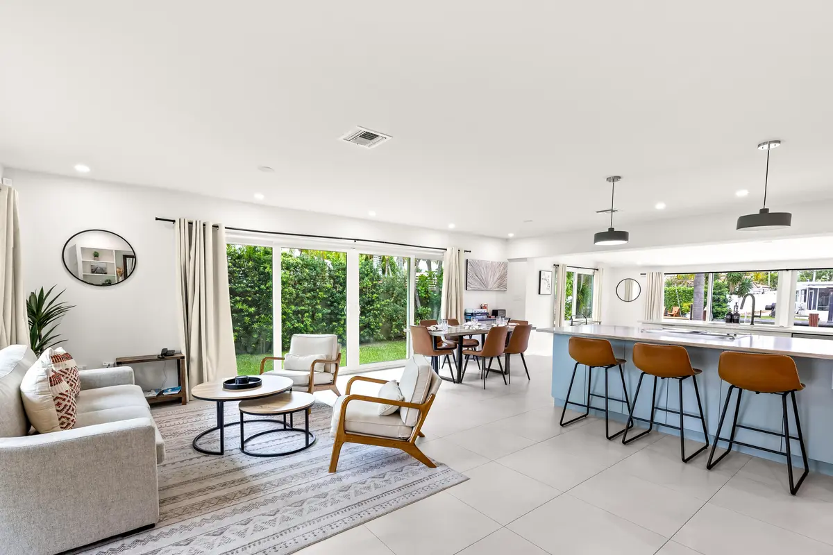 20260330-20260330-CW5A3097 at 2417 NE 19th Avenue, Wilton Manors