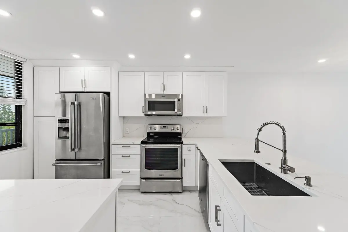 015-911OceanDr-404-JunoBeach-SMALL at 911 Ocean Drive 404, Juno Beach
