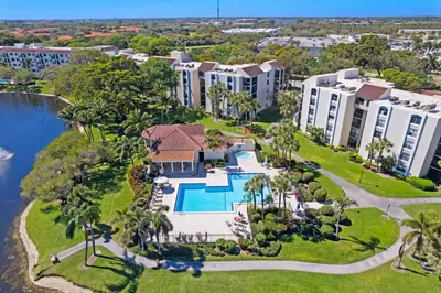 820 Lavers Circle G211, Delray Beach – Condominium for rent
