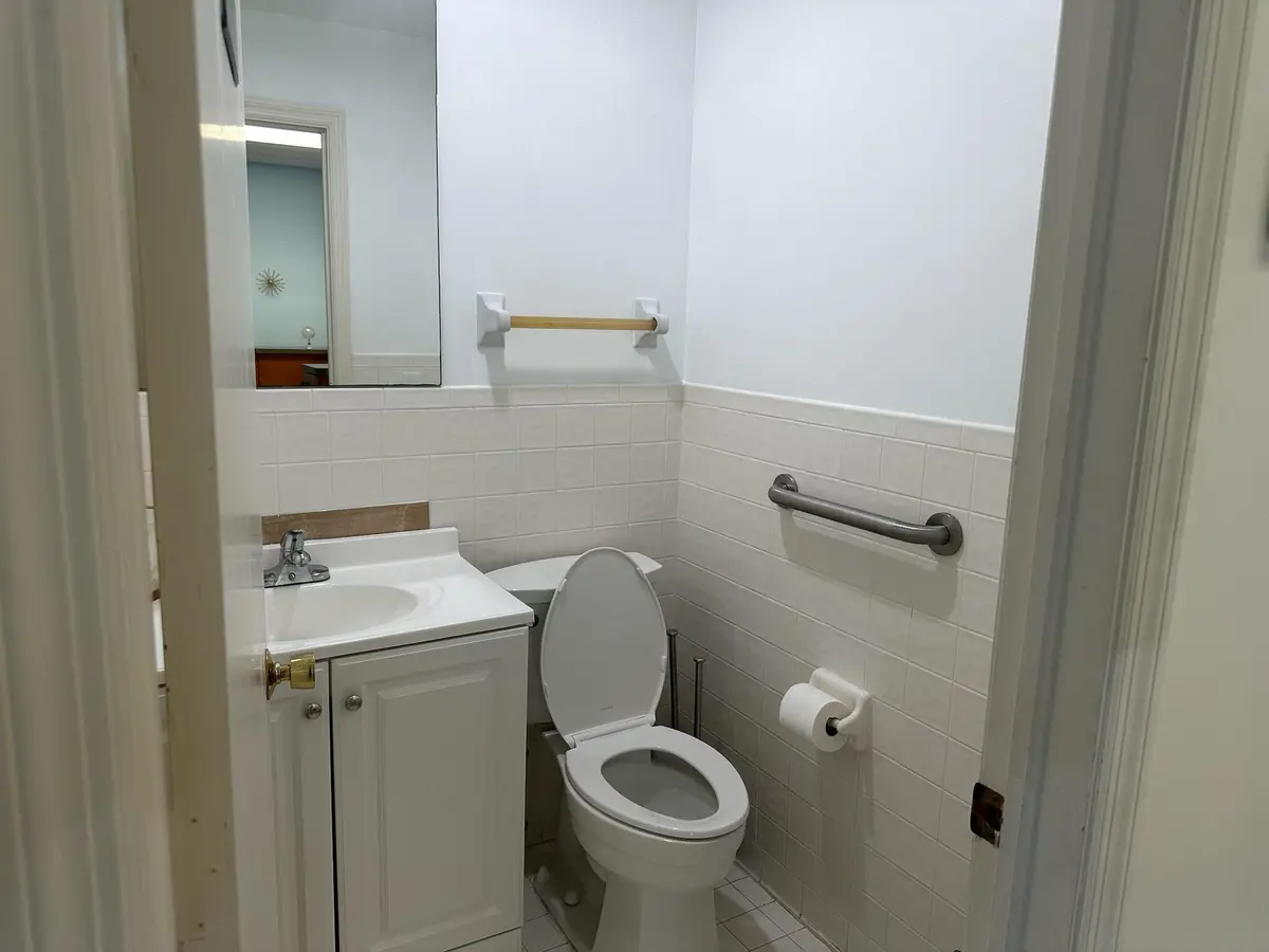 7EEFF026-D392-4753-8DEF-31E08C85900E at 1766 20th Avenue 2, Vero Beach