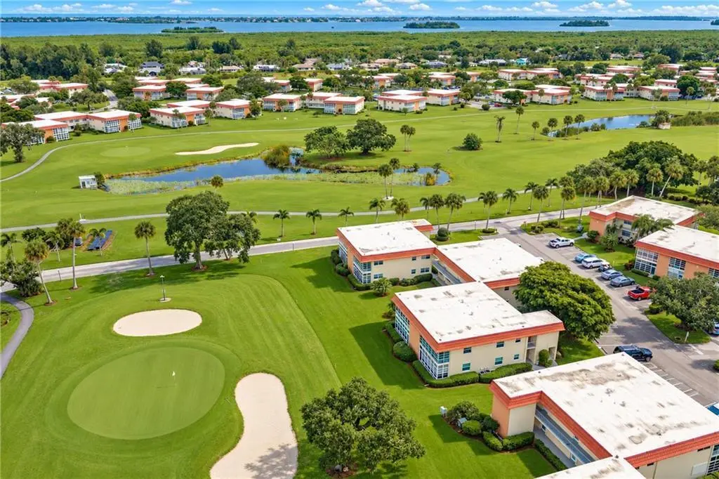 1 vista palm 2 at 1 VISTA PALM Lane 207, Vero Beach