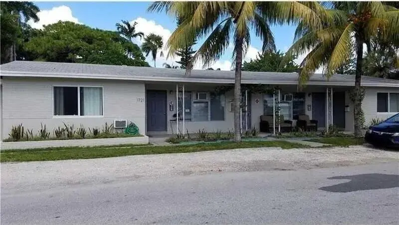 1721 3 at 1721 NE 9TH Street 1-5, Fort Lauderdale