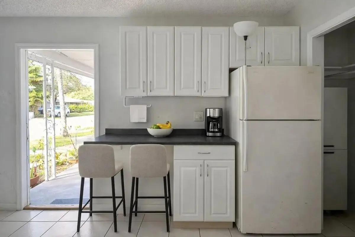 1721 5 at 1721 NE 9TH Street 1-5, Fort Lauderdale