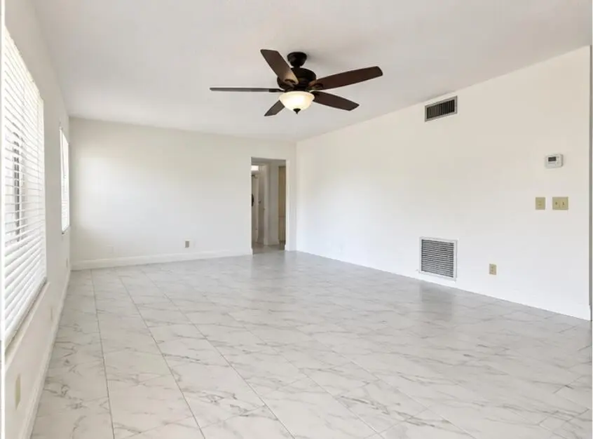 main area at 4899 SABLE PINE Circle A2, West Palm Beach
