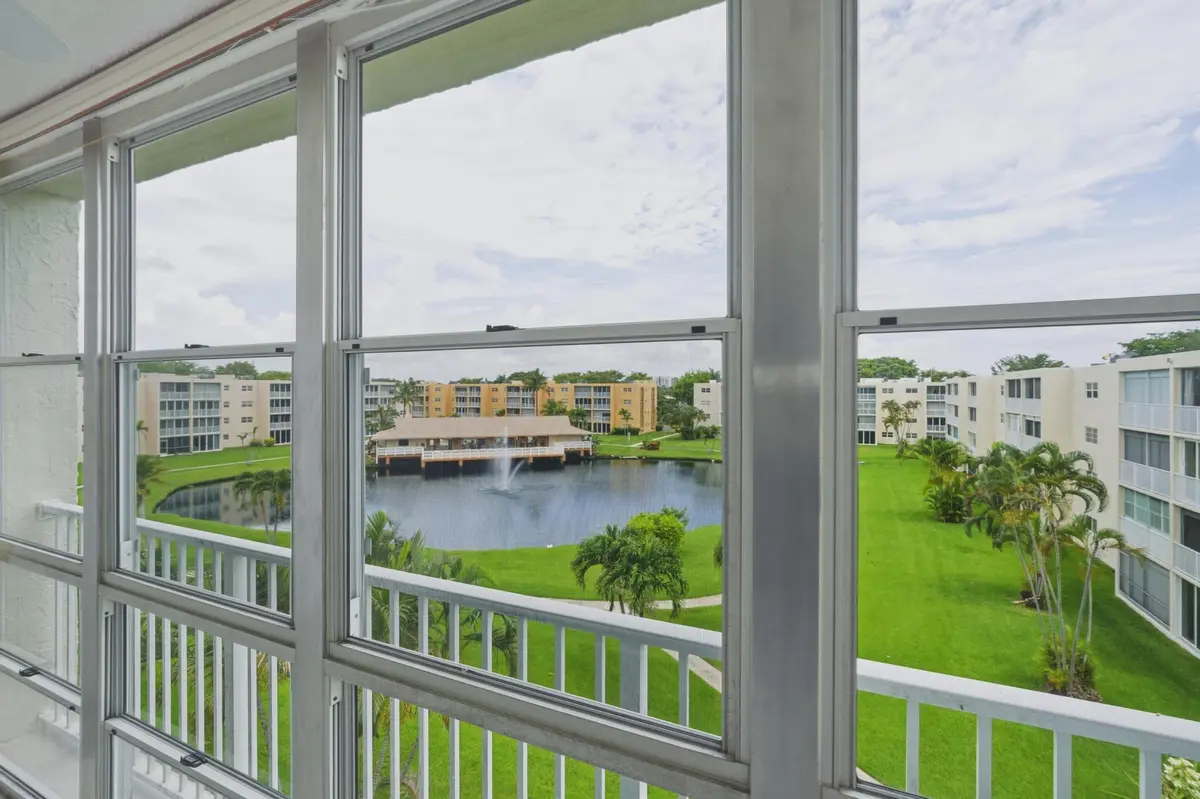 DSC06510 at 205 SE 11th Terrace, Dania Beach
