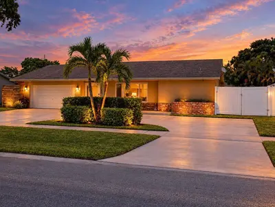 1122 SW 25th Avenue, Deerfield Beach – Single Family Residence for sale