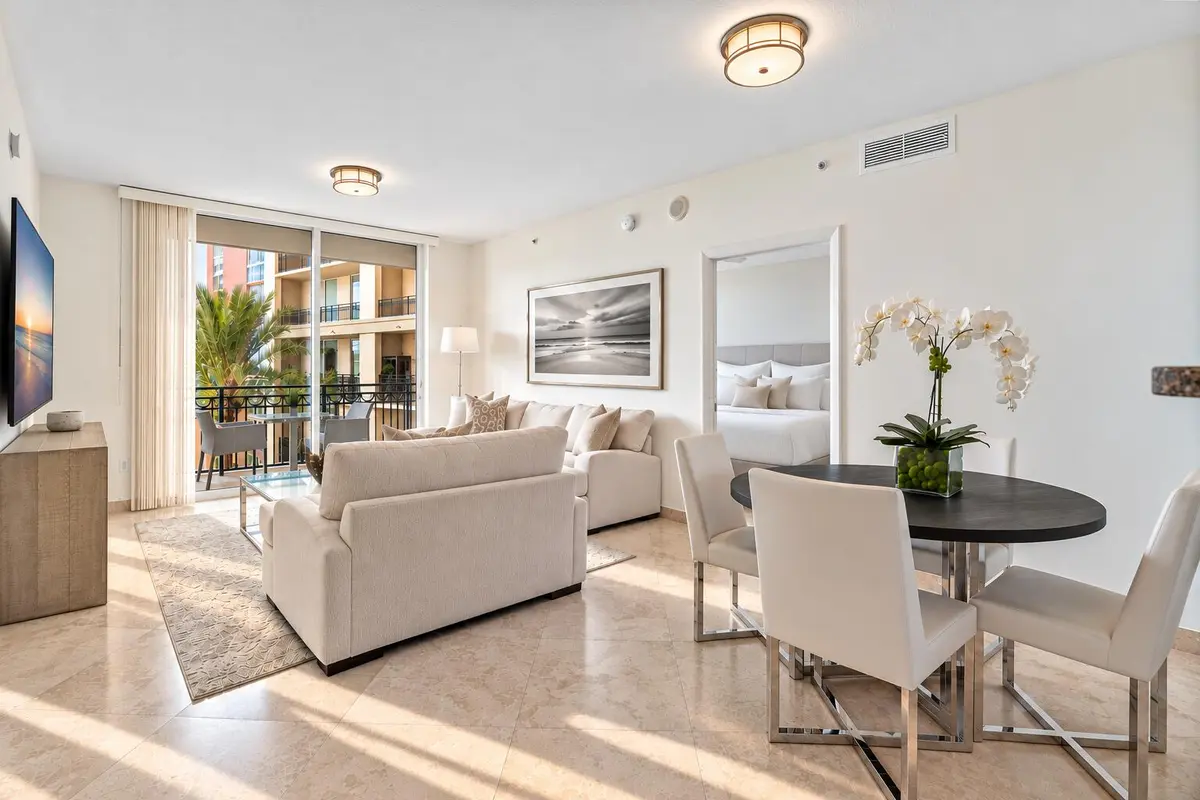 Sunlit Modern Residence at 550 Okeechobee Boulevard 1207, West Palm Beach