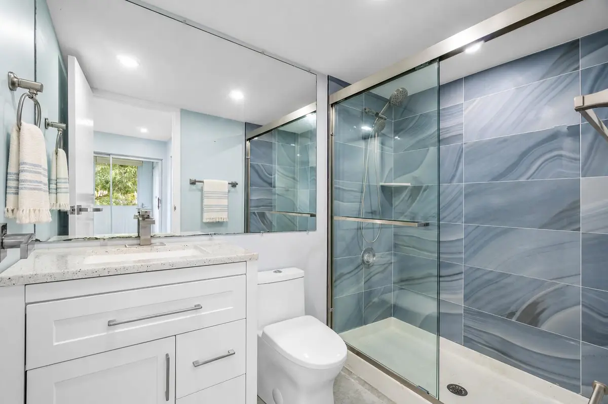 Primary Bath at 171 Monaco Way, Delray Beach