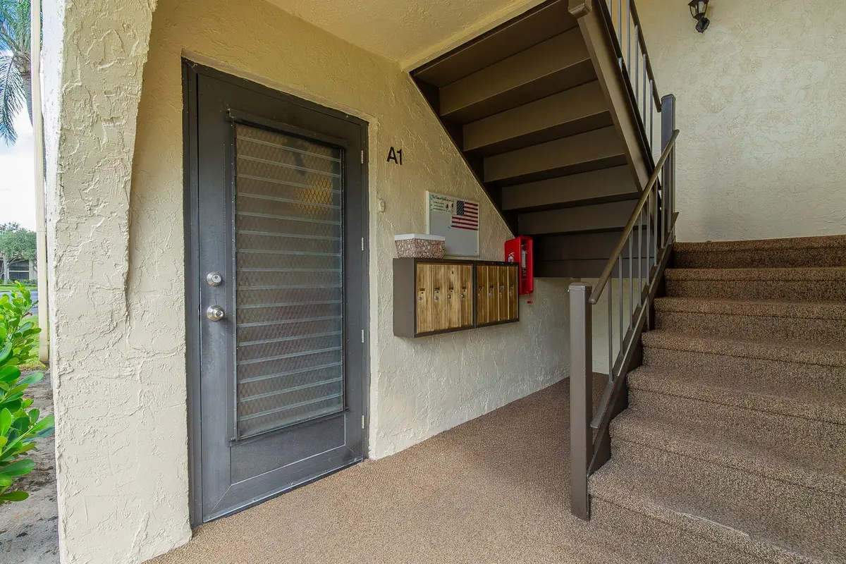 2-web-or-mls-DSC00751 at 136 Lake Pine Circle A1, Greenacres