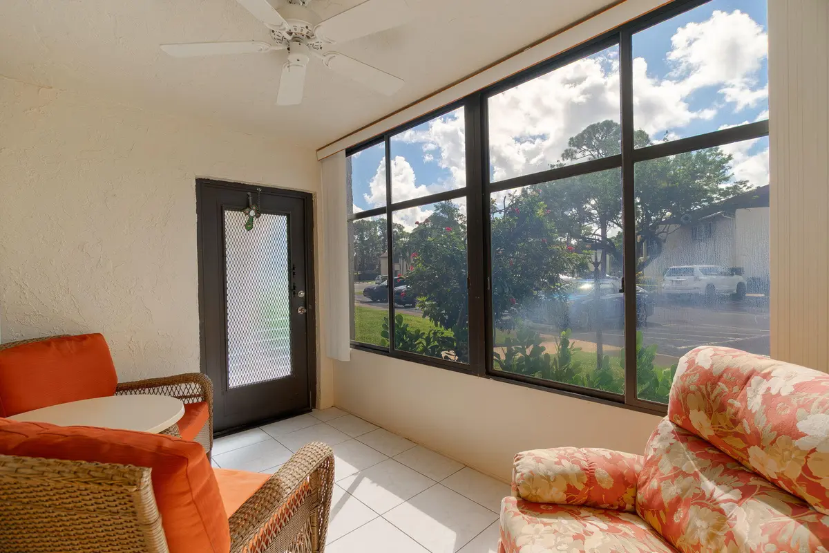4-web-or-mls-DSC00744-2 at 136 Lake Pine Circle A1, Greenacres