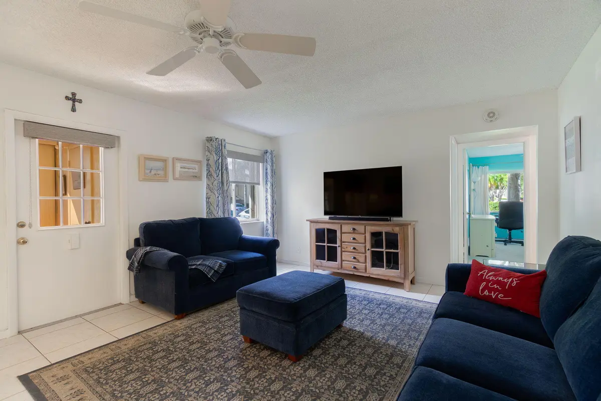 6-web-or-mls-DSC00728 at 136 Lake Pine Circle A1, Greenacres