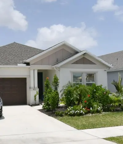 545 SE Ranch Oak Circle, Port St. Lucie – Single Family Residence for sale