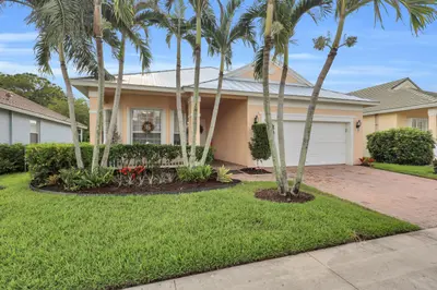 115 NW Berkeley Avenue, Port St. Lucie – Single Family Residence for sale