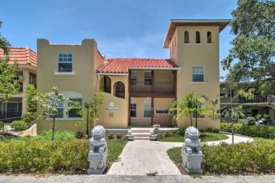 407 S LAKESIDE Drive E, Lake Worth Beach – Apartment for rent