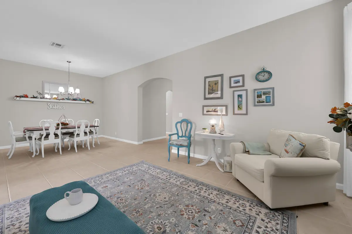 115 nw berkeley ave - 09 at 115 NW Berkeley Avenue, Port St. Lucie