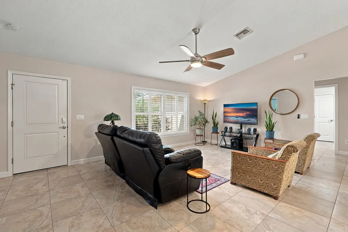 9_img00007 at 1697 SE LORRAINE Street, Port St. Lucie